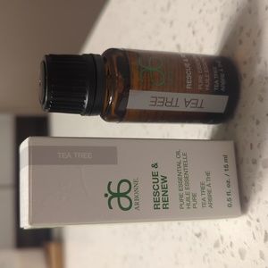 Tea Tree Essential Oil